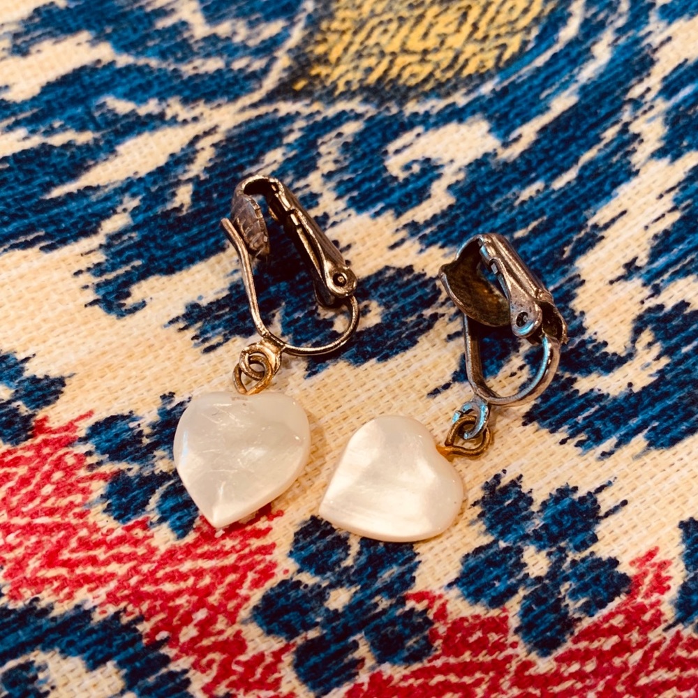 🌷3 for$20🌷Vintage silver tone heart 🤍earring